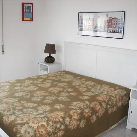 Giulia Apartment *